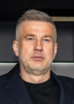 Edward Iordanescu