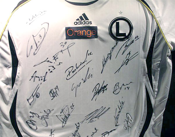 WOŚP: SKLW licytuje koszulki z autografami!