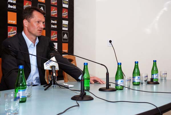 Problemy kadrowe Zielińskiego przed Pogonią