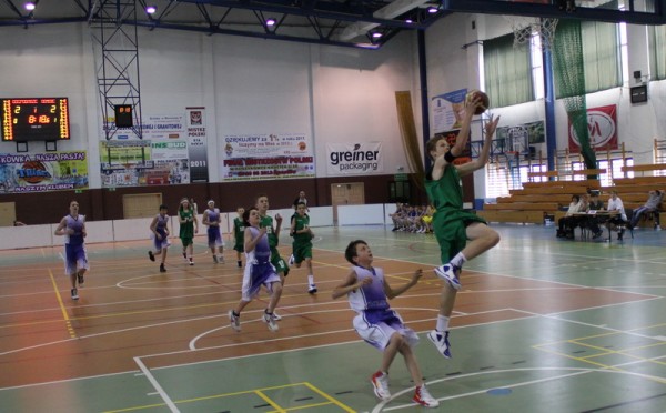 Młodzicy: Trójka Żyrardów 65-50 Legia