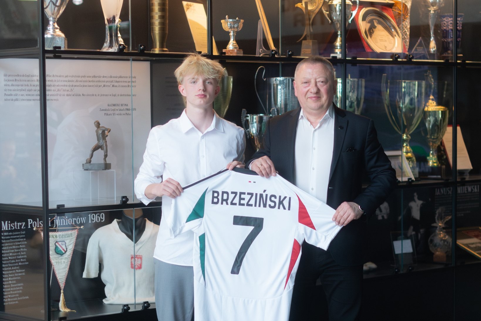 Brzeziński dowołany do kadry U-17