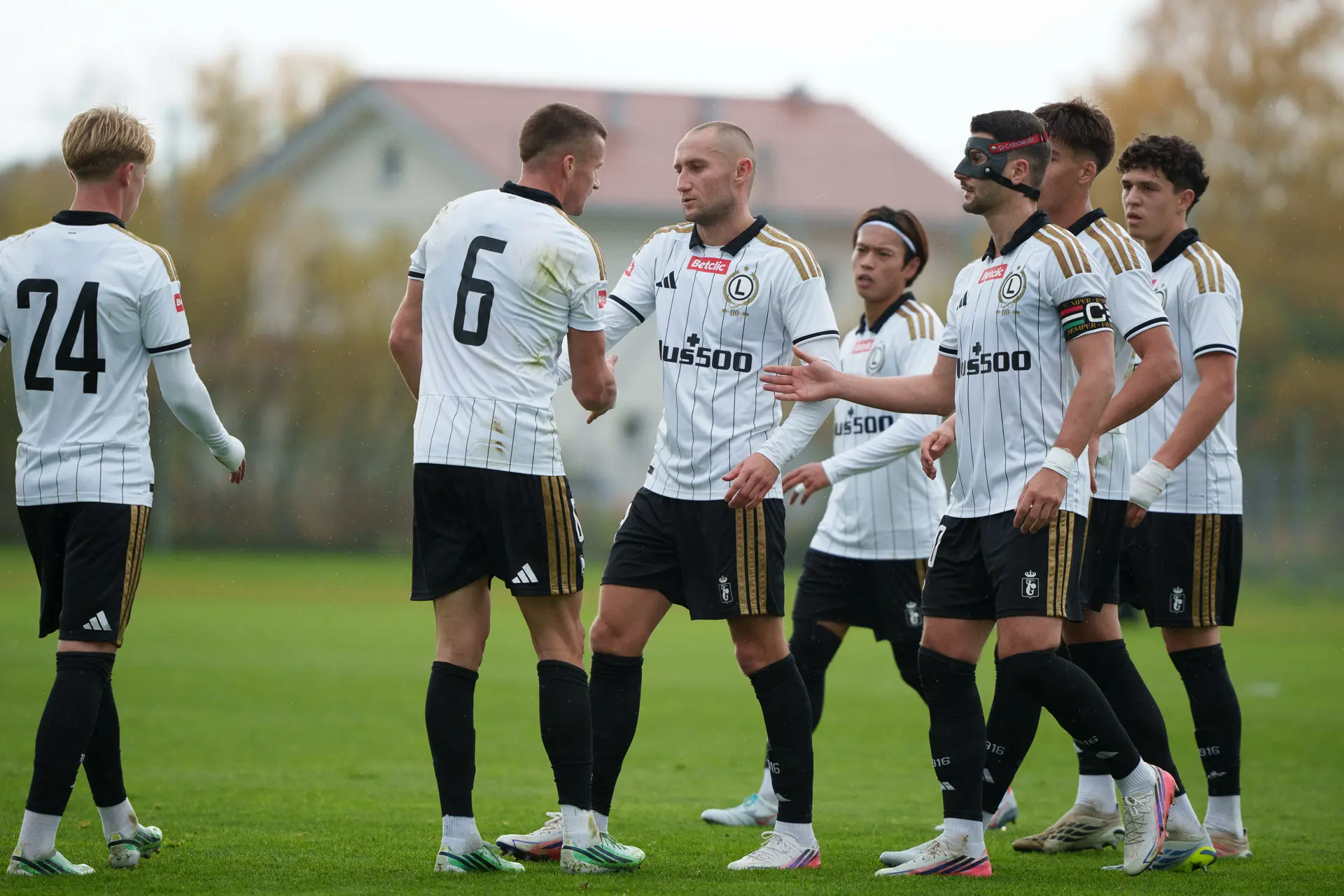 II liga: Legia II Warszawa 2-1 Resovia Rzeszów. Silne wsparcie z Ekstraklasy