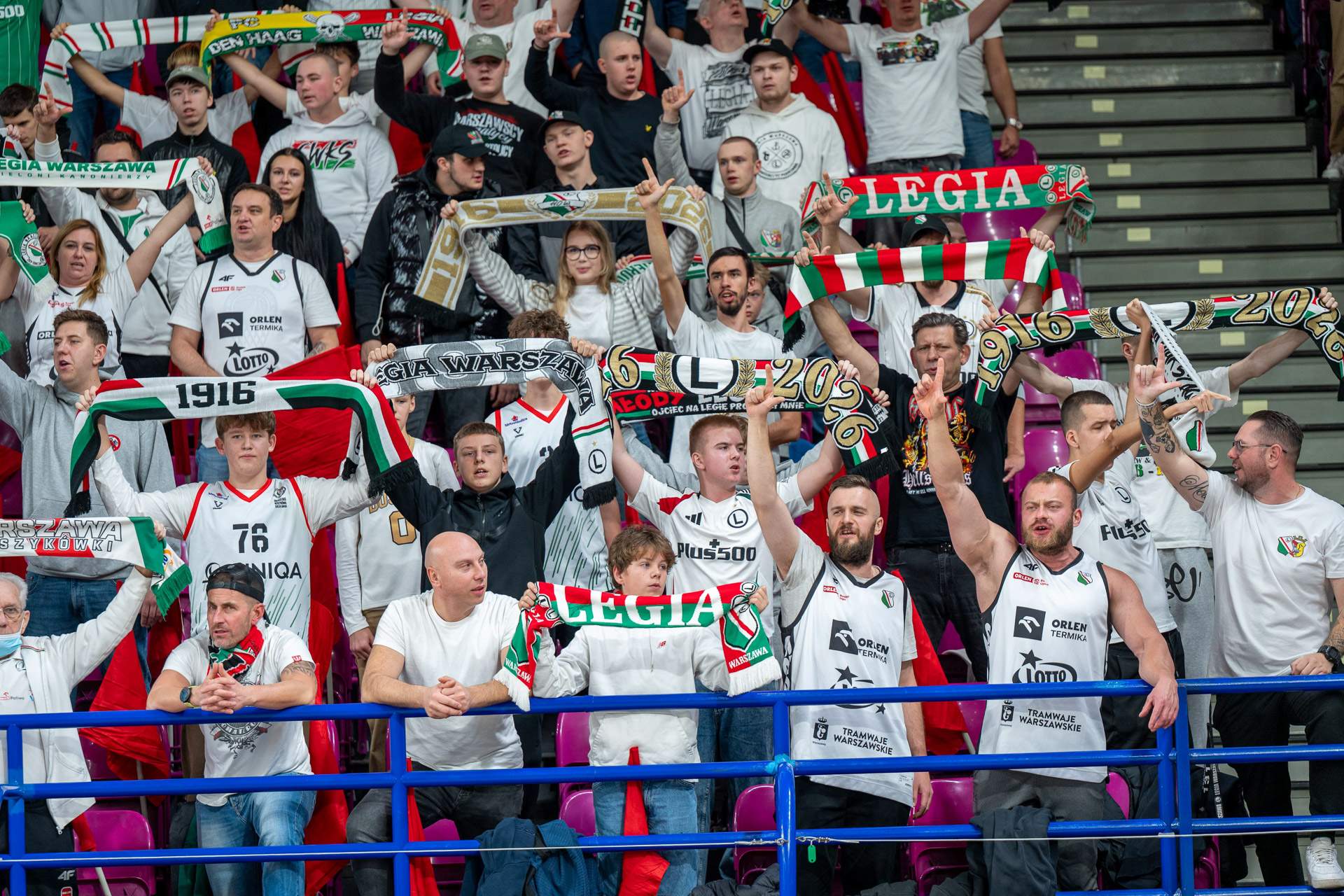 koszykówka Legia Warszawa - Dziki Warszawa Torwar kibice