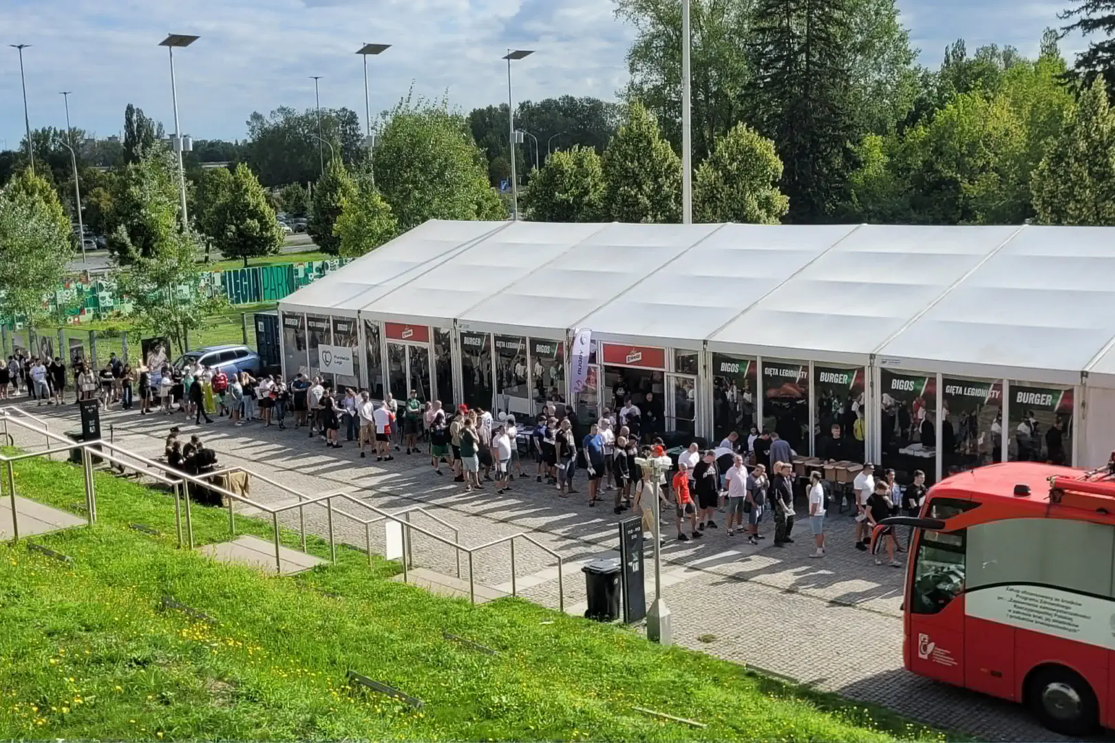 Tłumy krwiodawców na Stadionie Legii