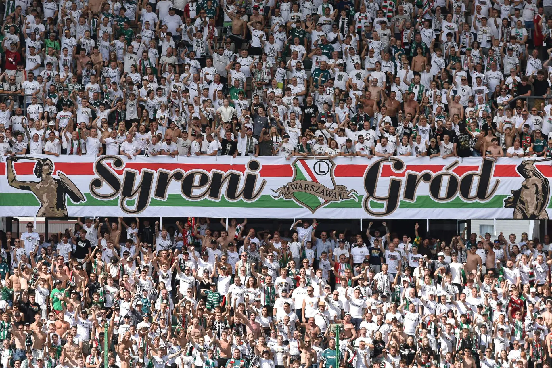Debiut flagi Syreni Gród