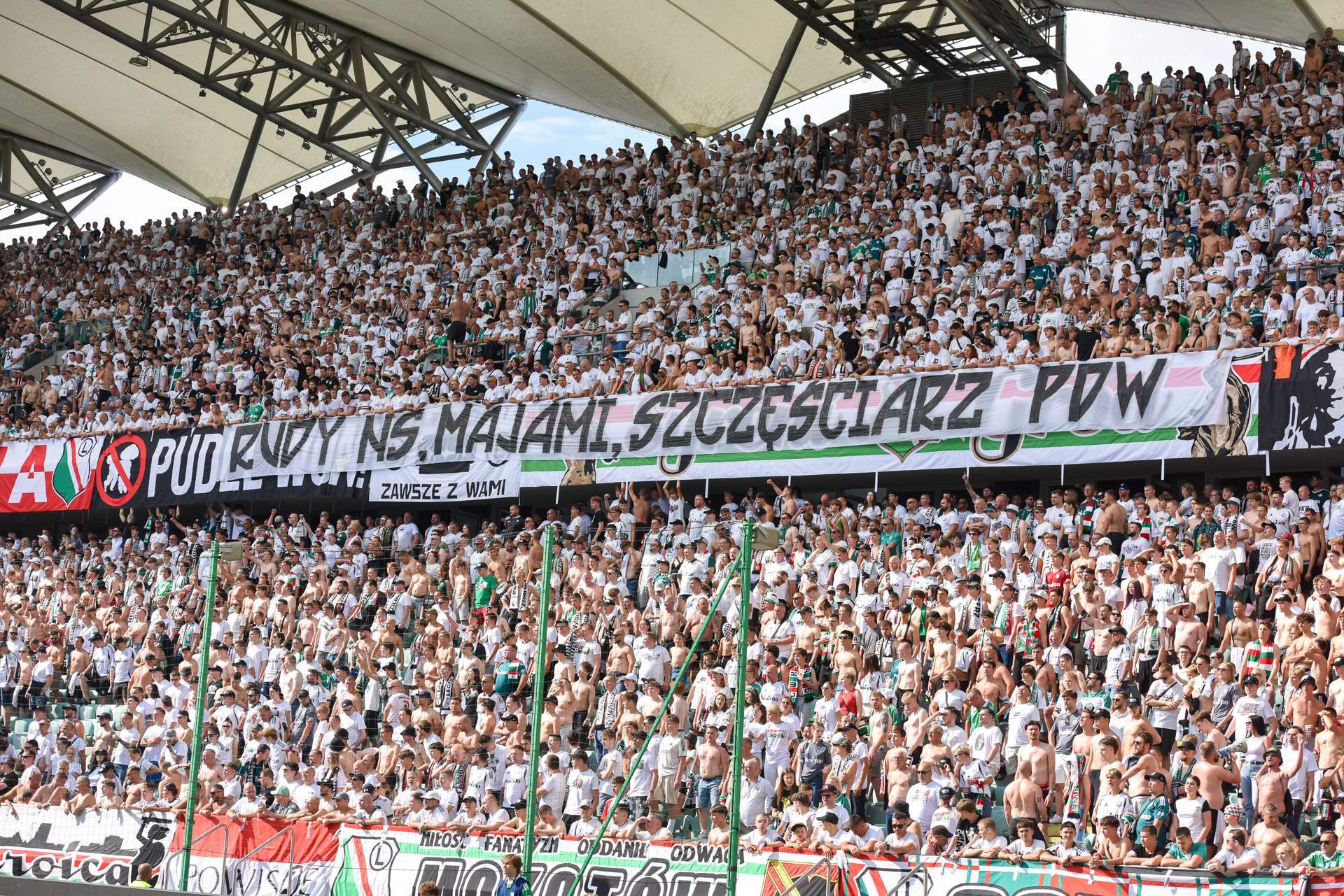 Legia Warszawa - Zagłębie Lubin transparent pdw