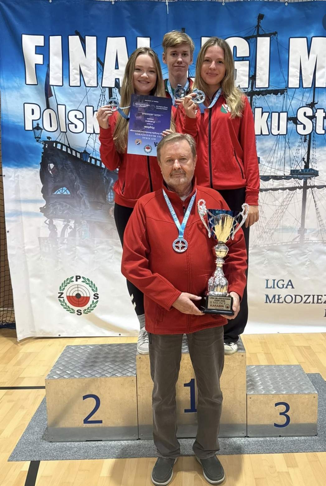 Agata Król,Arina Starevich,Eryk Pompa